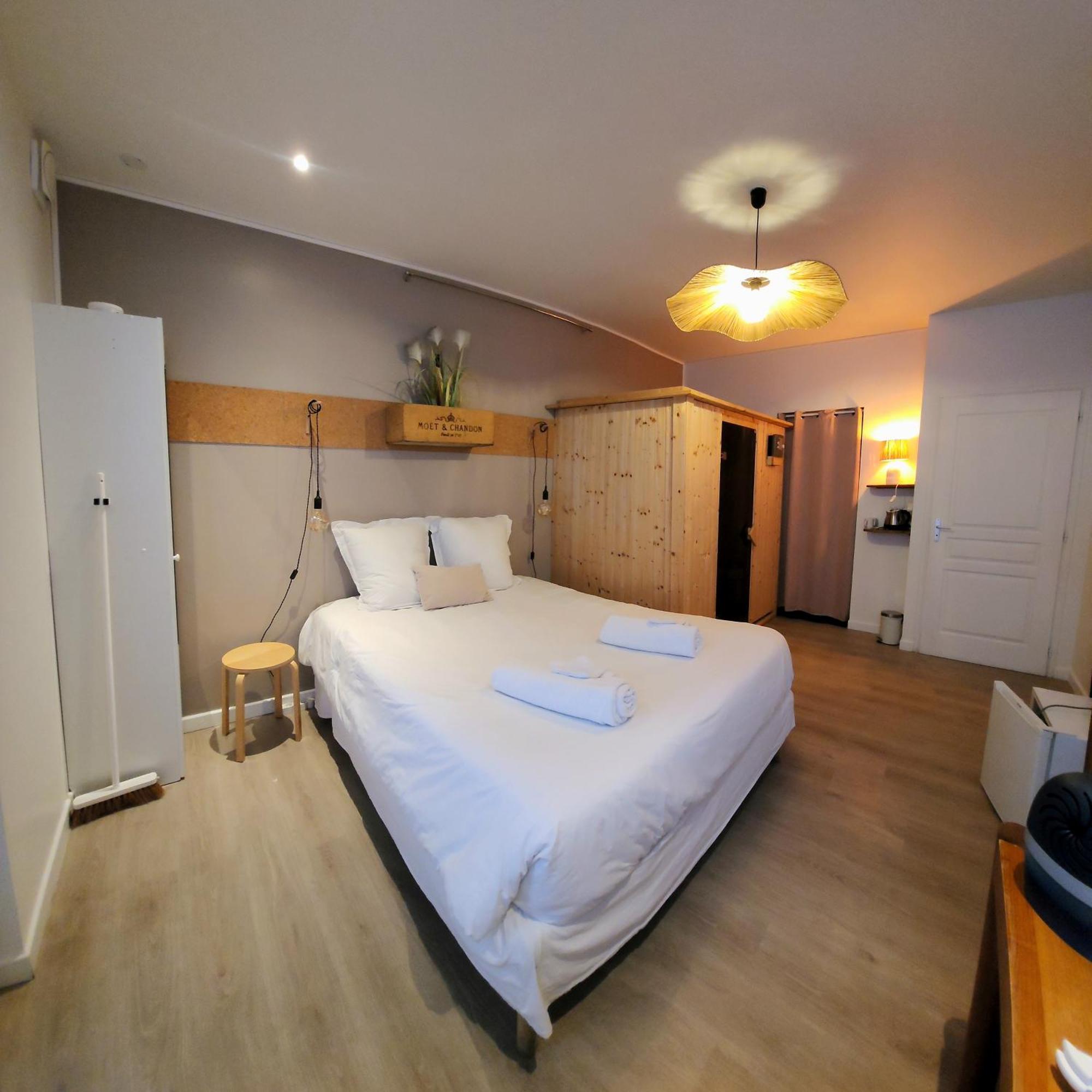 Chambres Privees Hyper-Centre Epernay Lit 160X200Cm Exterior photo